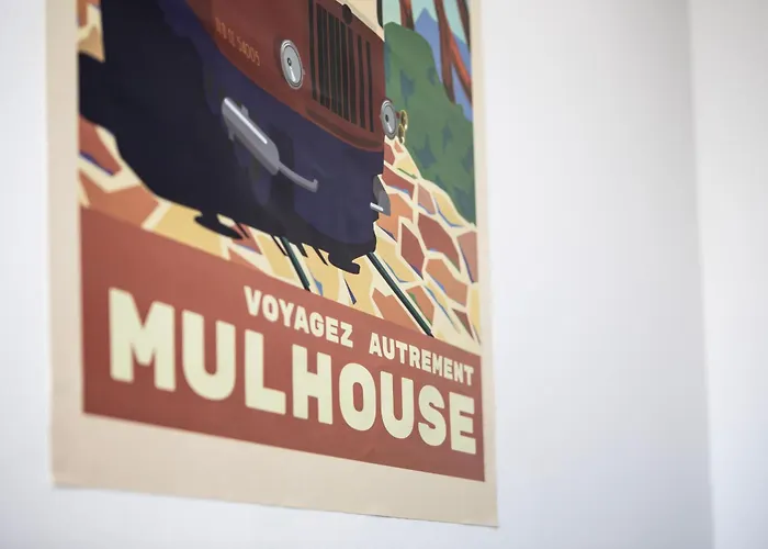 Le Mulhousien/ Parking Gratuit / Wifi / Lave Linge/ Tudors Locations Apartment